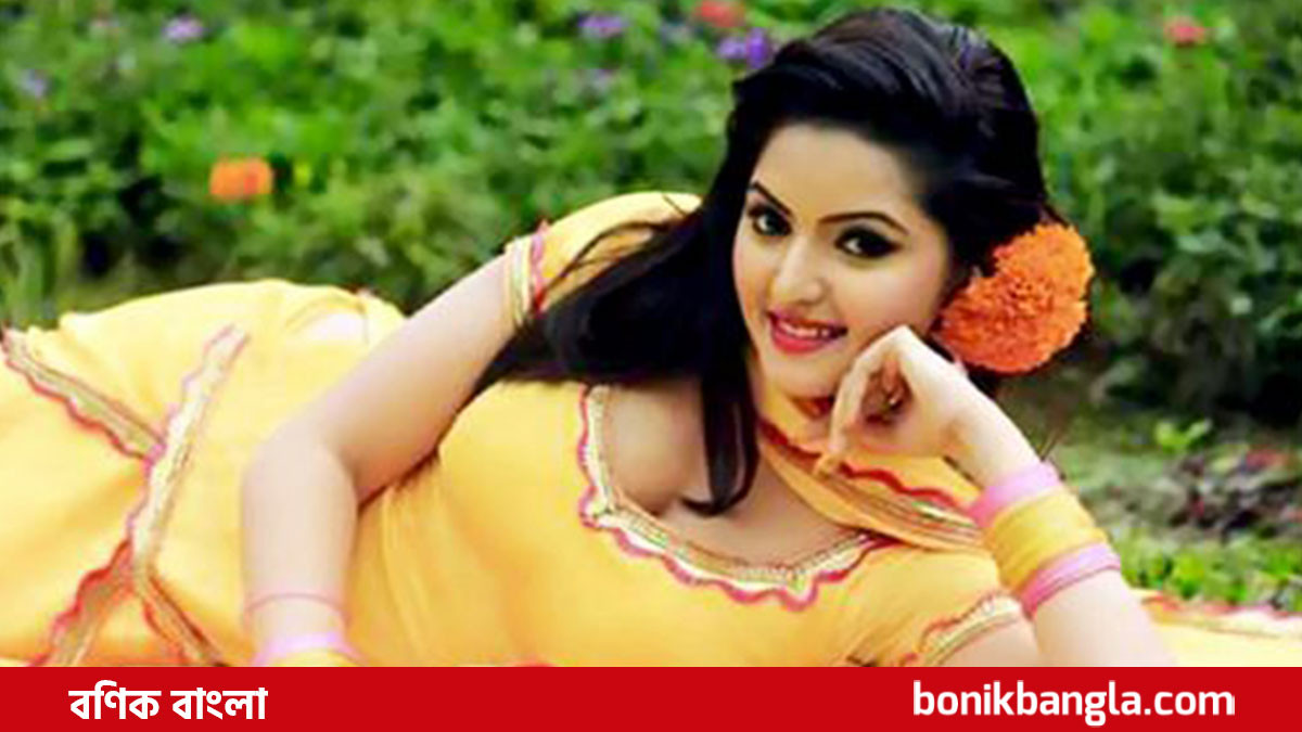 পরীমণির আইডি উধাও!