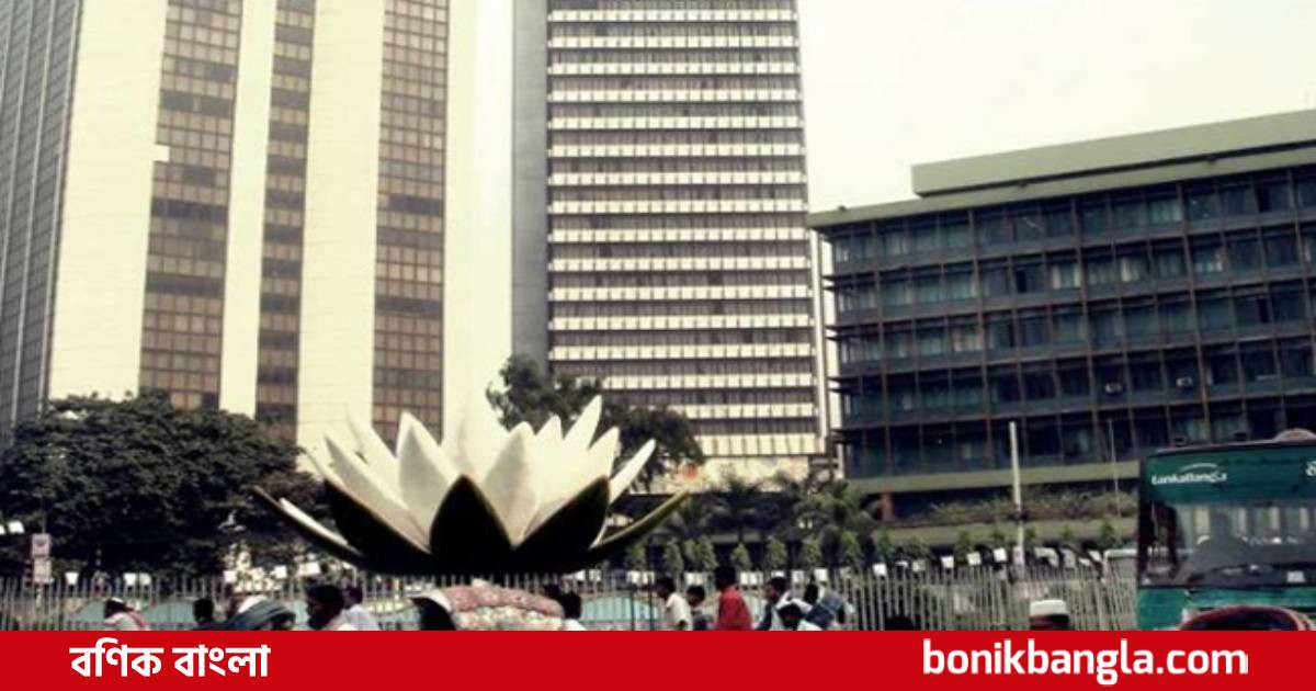 করোনাকালে বাজেটের চাপ ব্যাংকে...